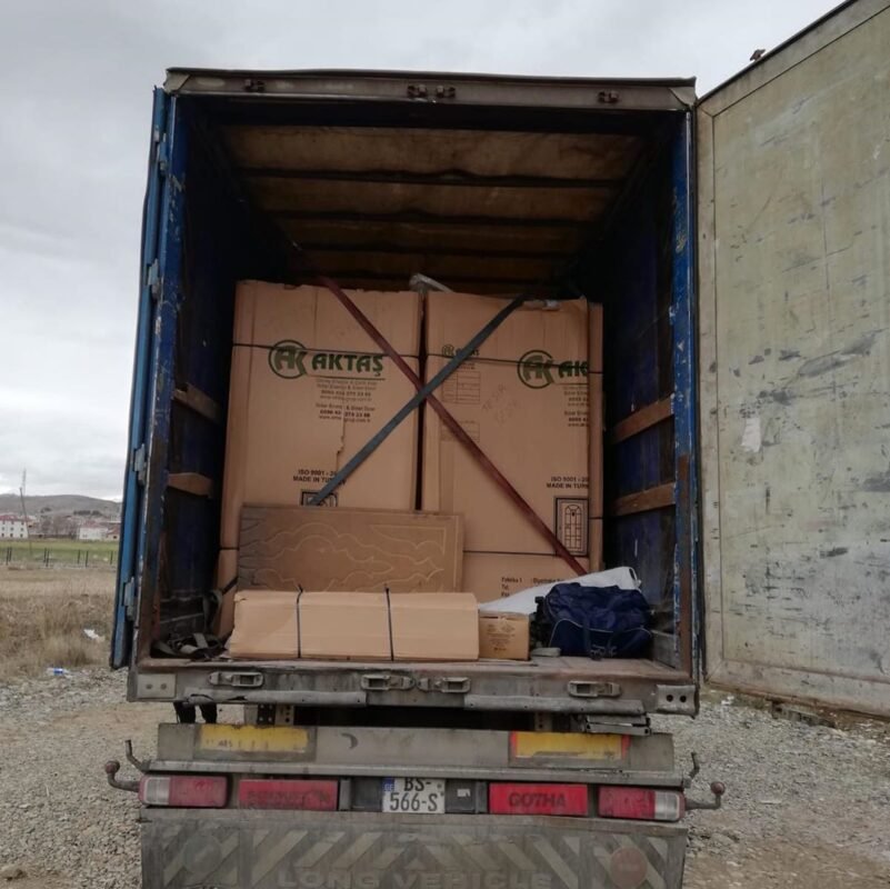 aktasakadoor_84024513_2582443972079663_8458588289577210352_n